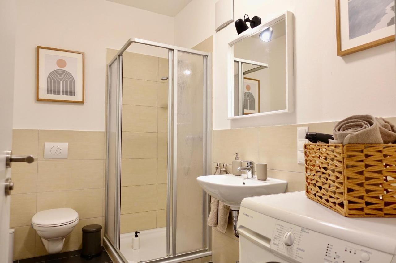 Neu - Gemuetliches Und Modernes Apartment Mit Stellplatz كوبلنس المظهر الخارجي الصورة